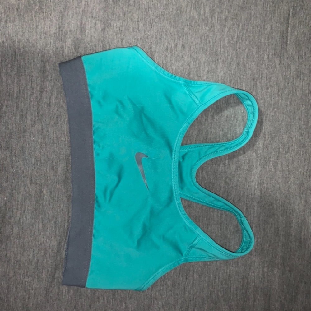 Nike Pro sports bra